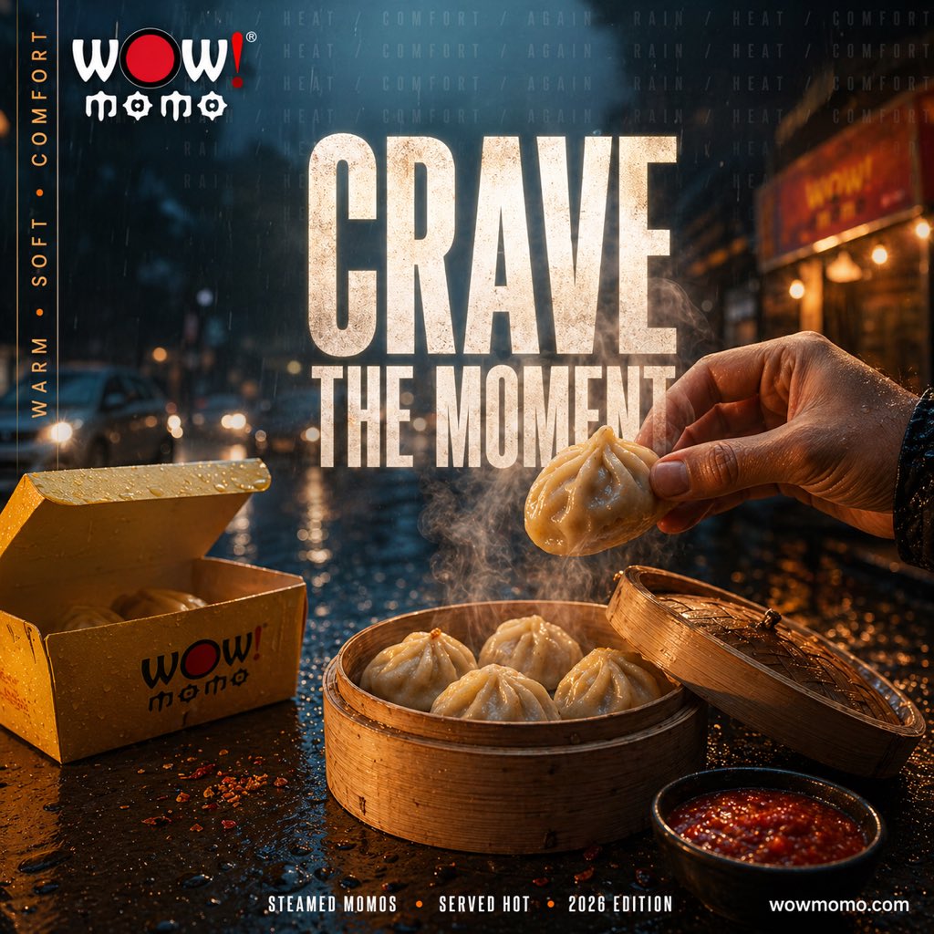 Cinematic Rainy Street Food Ad — Momo Steam Close-Up