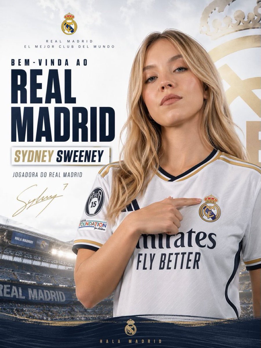 8K Cinematic Football Posters & Transfer Prompts — Customizable