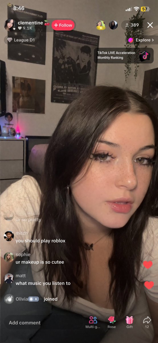 UGC-Style TikTok Livestream Screenshot Prompt — Sora 2