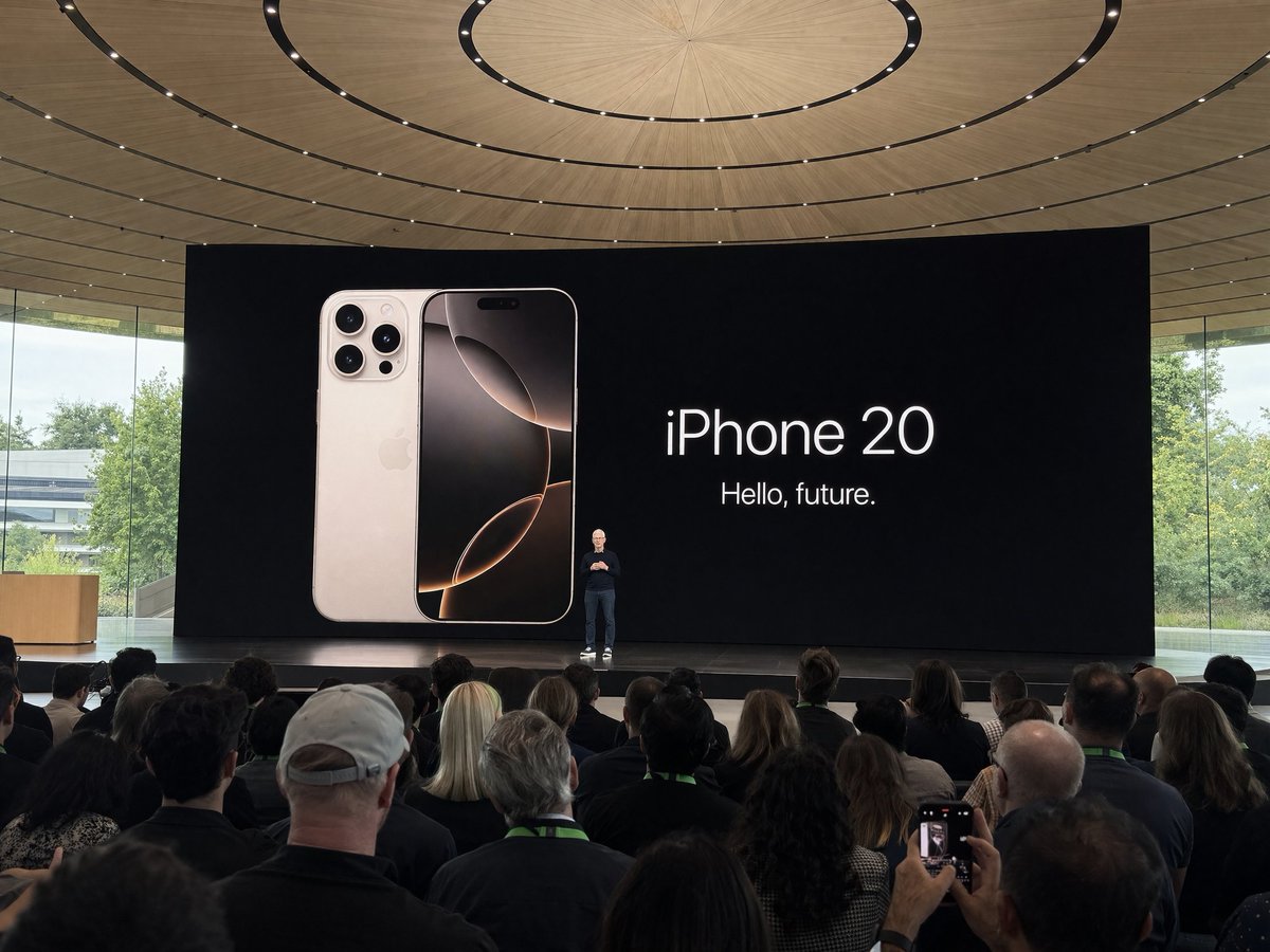 Apple Park Event Photo — Amateur Crowd Shot Prompt