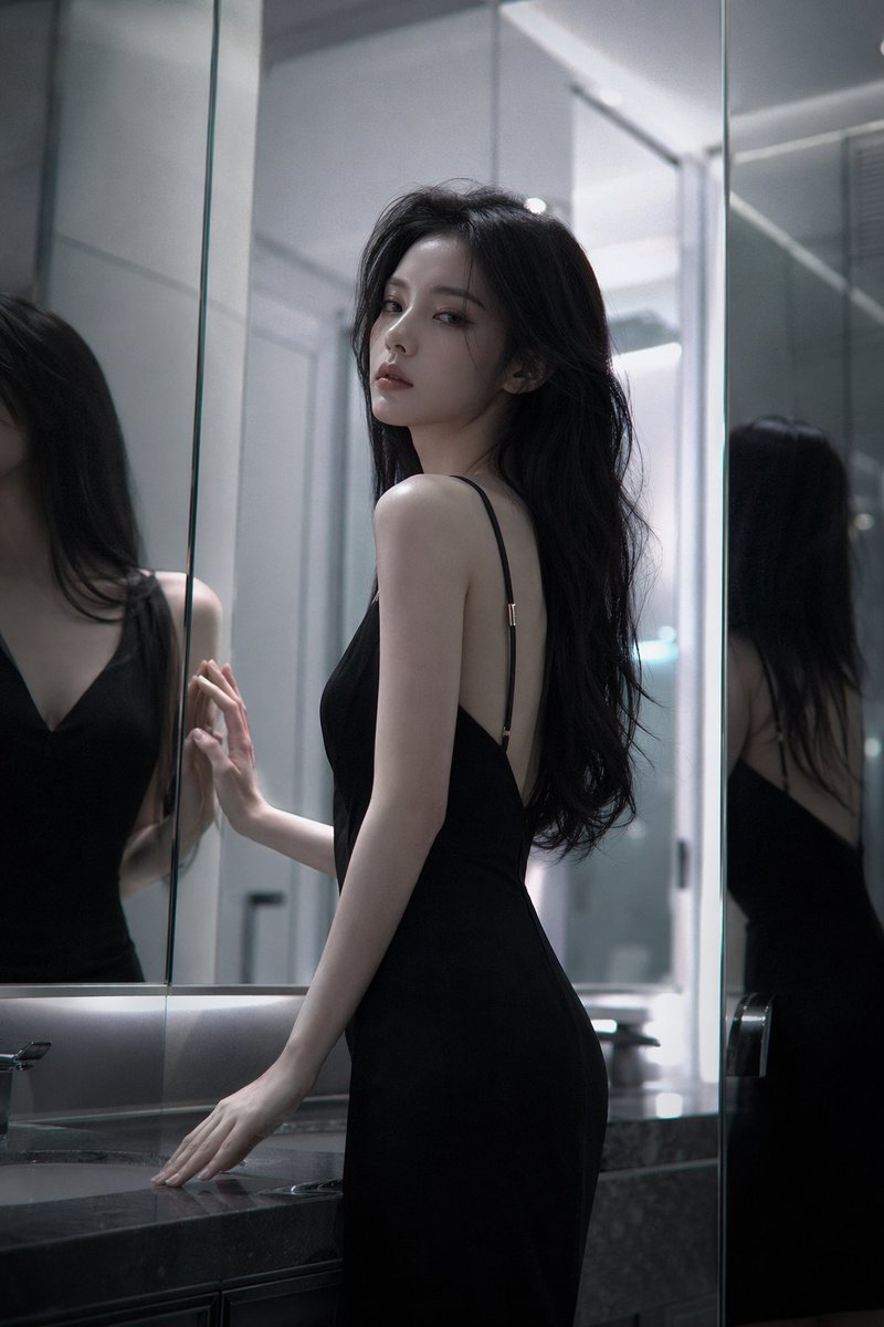 Cool & Detached Mirror Portrait — Sora 2 Prompt