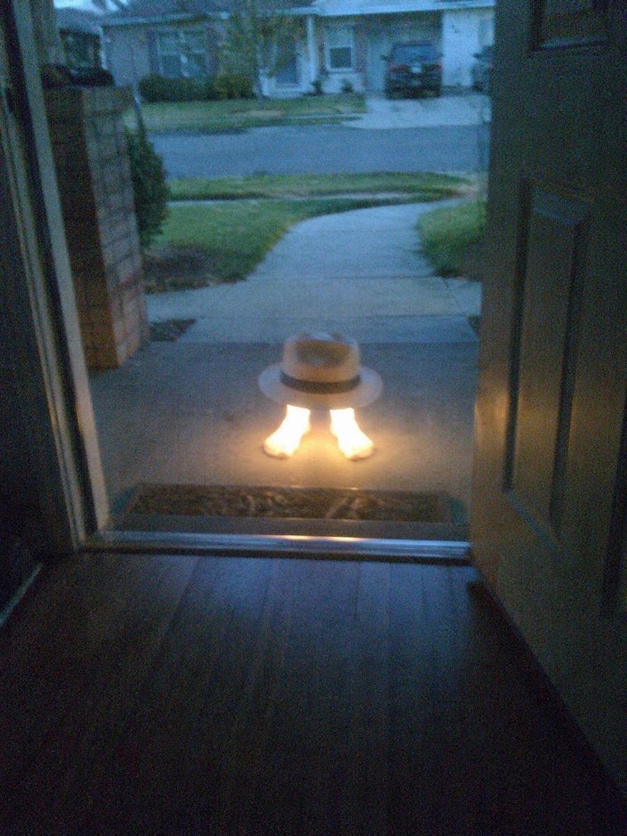 Surreal Floating Hat & Glowing Feet — Sora 2 Prompt