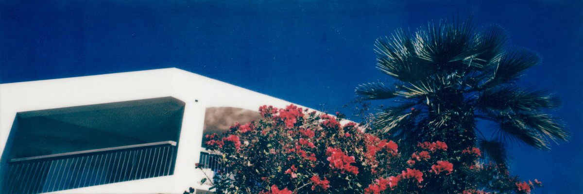 Mediterranean Villa Film Panorama — Sora 2 Prompt