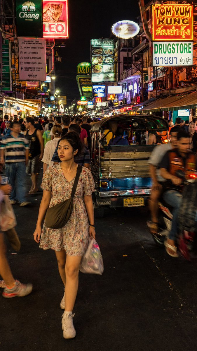 Bangkok Night Market Street Photography — Sora 2 Prompt
