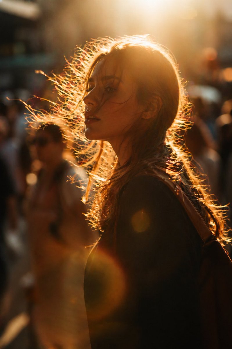 Goldene Stunde Straßenporträt — Filmisches Mode-Prompt