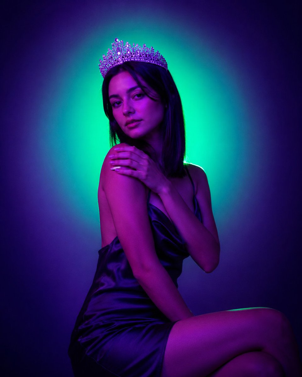 Neon Crown Portrait Prompt — Cinematic Studio Photoshoot